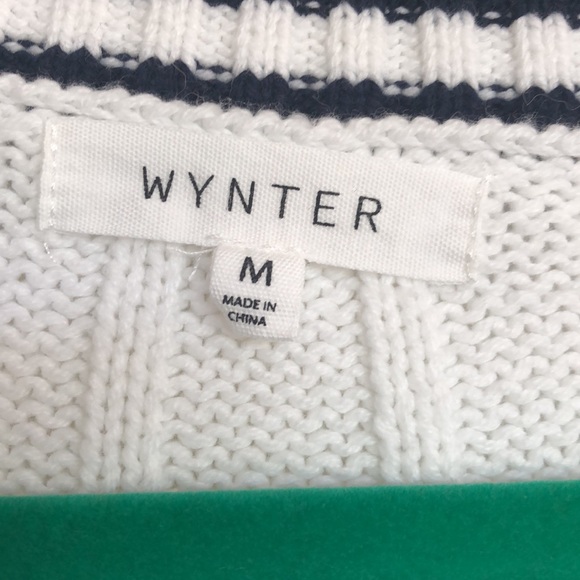 Cropped Sweater - Picture 2 of 6